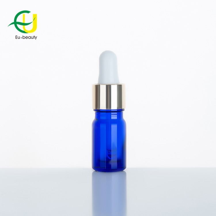 Flacone in vetro di olio essenziale blu da 5 ml con contagocce in vetro