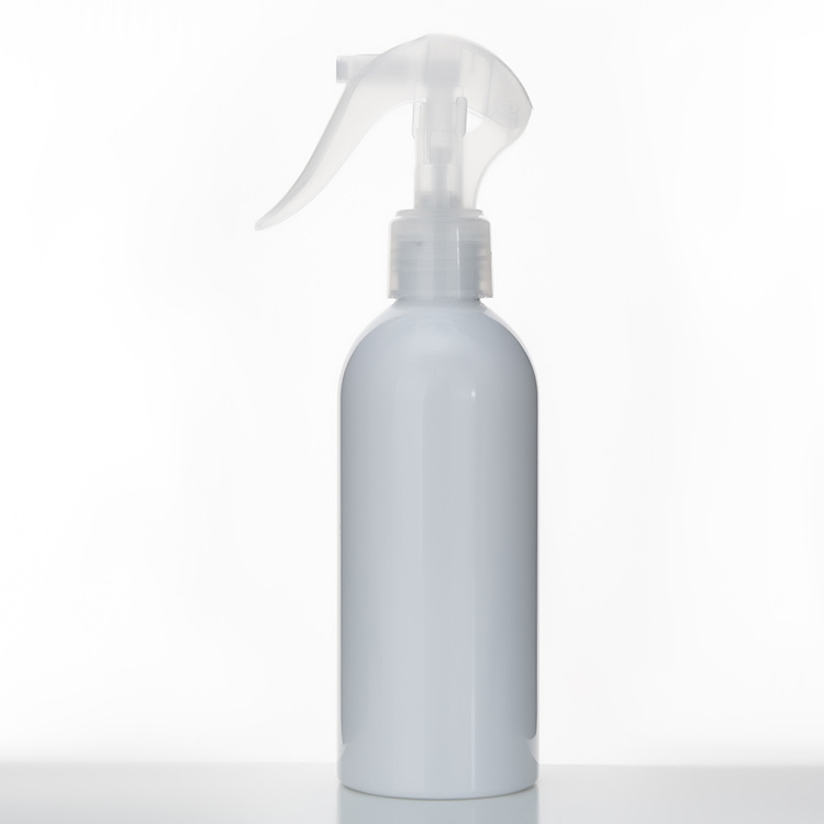 bouteille PET en plastique avec mini pulvérisateur à gâchette 24/410