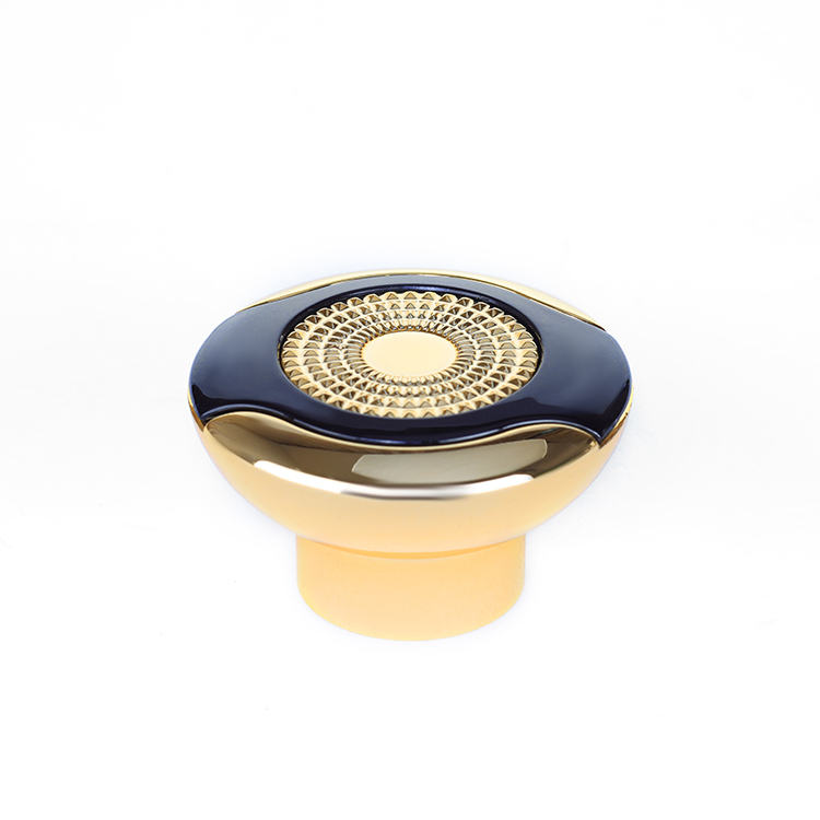 C-4 gold plastic cap for perfume bottle