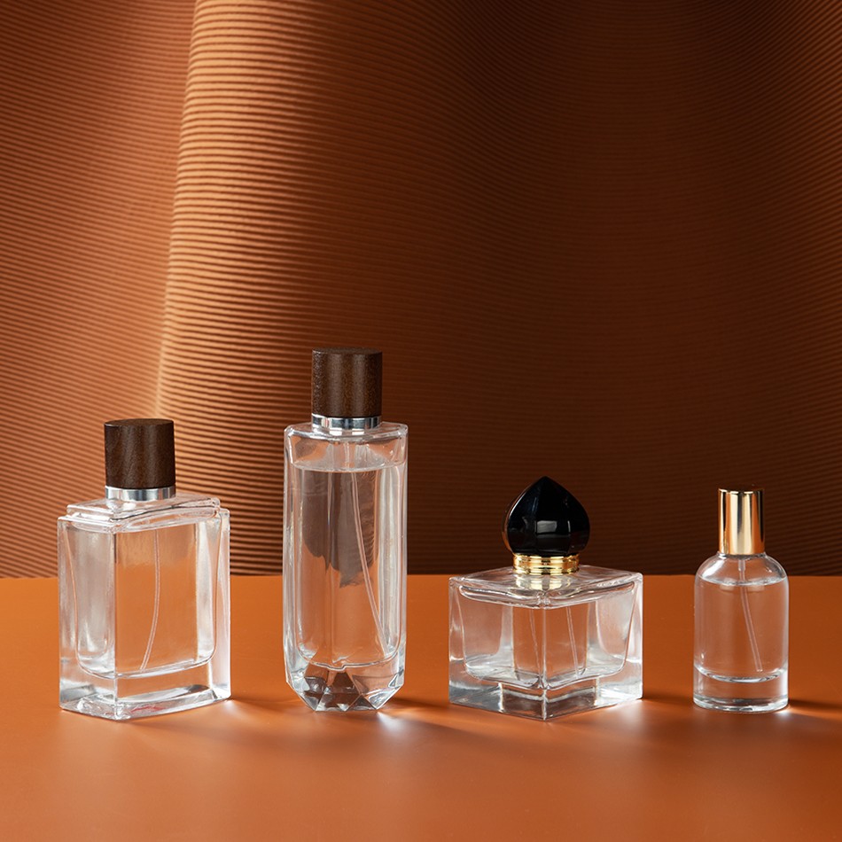 EU-Beauty Simple Design Round Rectangle 30ml 50ml Slanted Shoulder Glass Perfume Bottles With Golden Cap