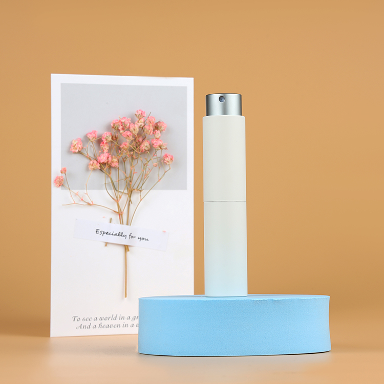 8ml refill aluminum spray bottle插图1 8ml refill aluminum spray bottle插图1