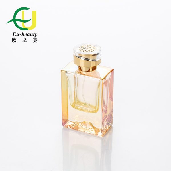 EU-Beauty free samples Square Spray Perfume Glass Bottle 50ml Cube Perfume Bottle Botol Parfum Luxury Perfume Bottle With perfume Cap
